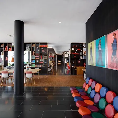 Citizenm Paris Charles De Gaulle Airport 4*