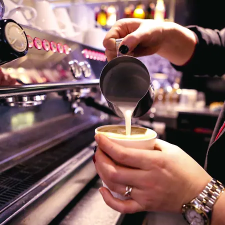 Citizenm Paris Charles De Gaulle Airport Hotel Le Mesnil-Amelot