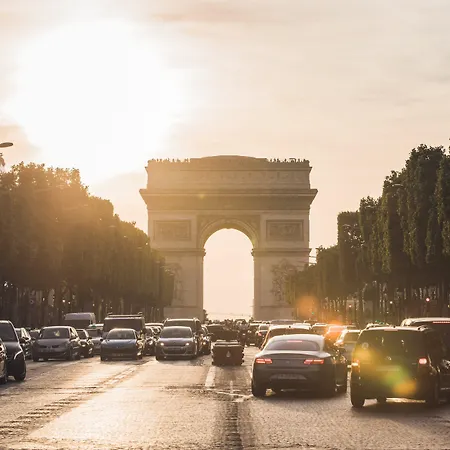 Citizenm Paris Charles De Gaulle Airport Hotel 4*