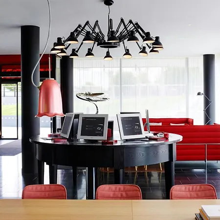 Hotel Citizenm Paris Charles De Gaulle Airport