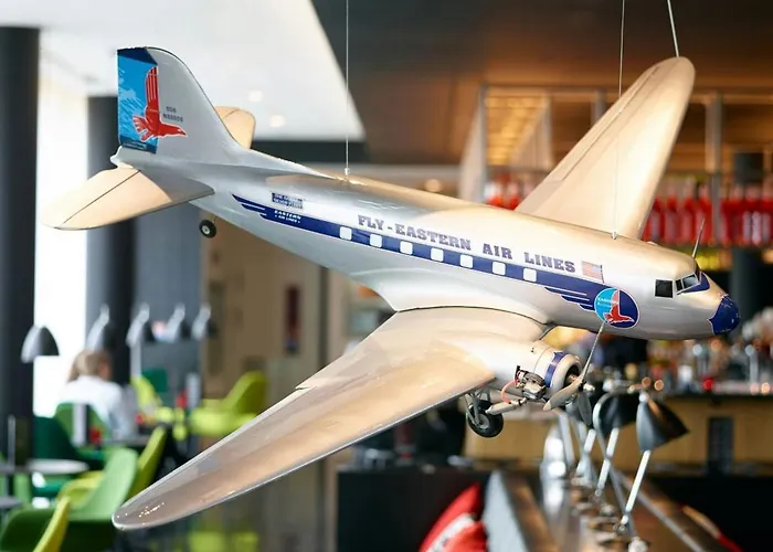 Citizenm Paris Charles De Gaulle Airport Hotel 4*